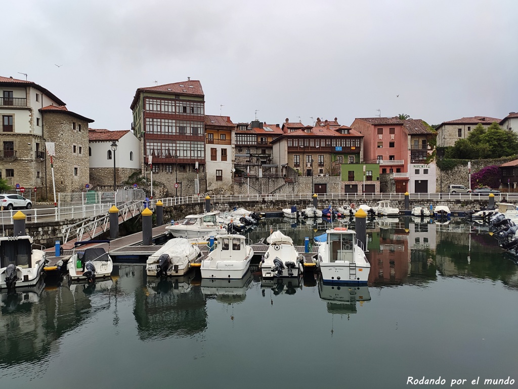 Llanes