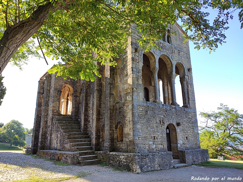 Santa María del Naranco